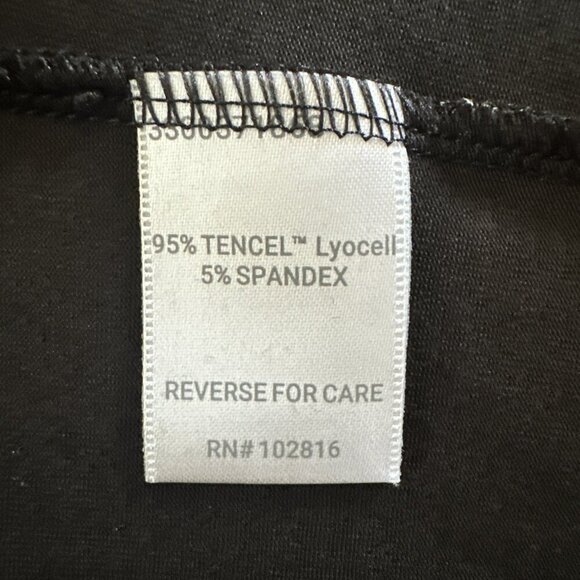 Garnet Hill Medium Artist Skeleton Bones Graphic Tee Top Tencel Lyocel Coastal - Picture 10 of 11